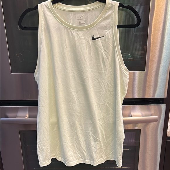 Nike Yellow‎ Sleeveless Tank Top with Athletic Fit - Picture 1 of 4